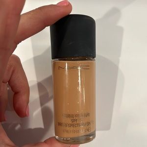 Mac studio fix fluid NW30